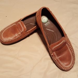 Earth Spirit Tan Leather Loafers size 7.5M